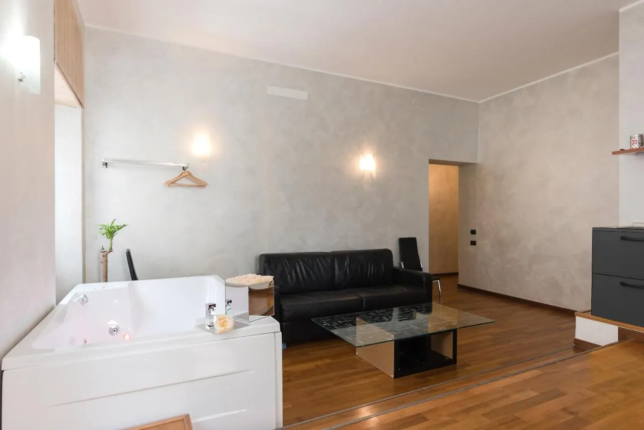 Rhome Plaza Collection Rome