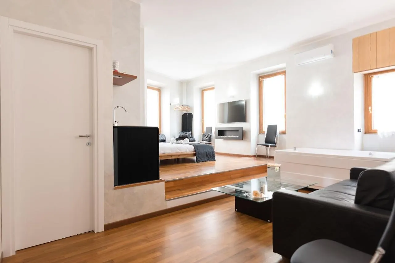 Guest house Rhome Plaza Collection Rome Italy