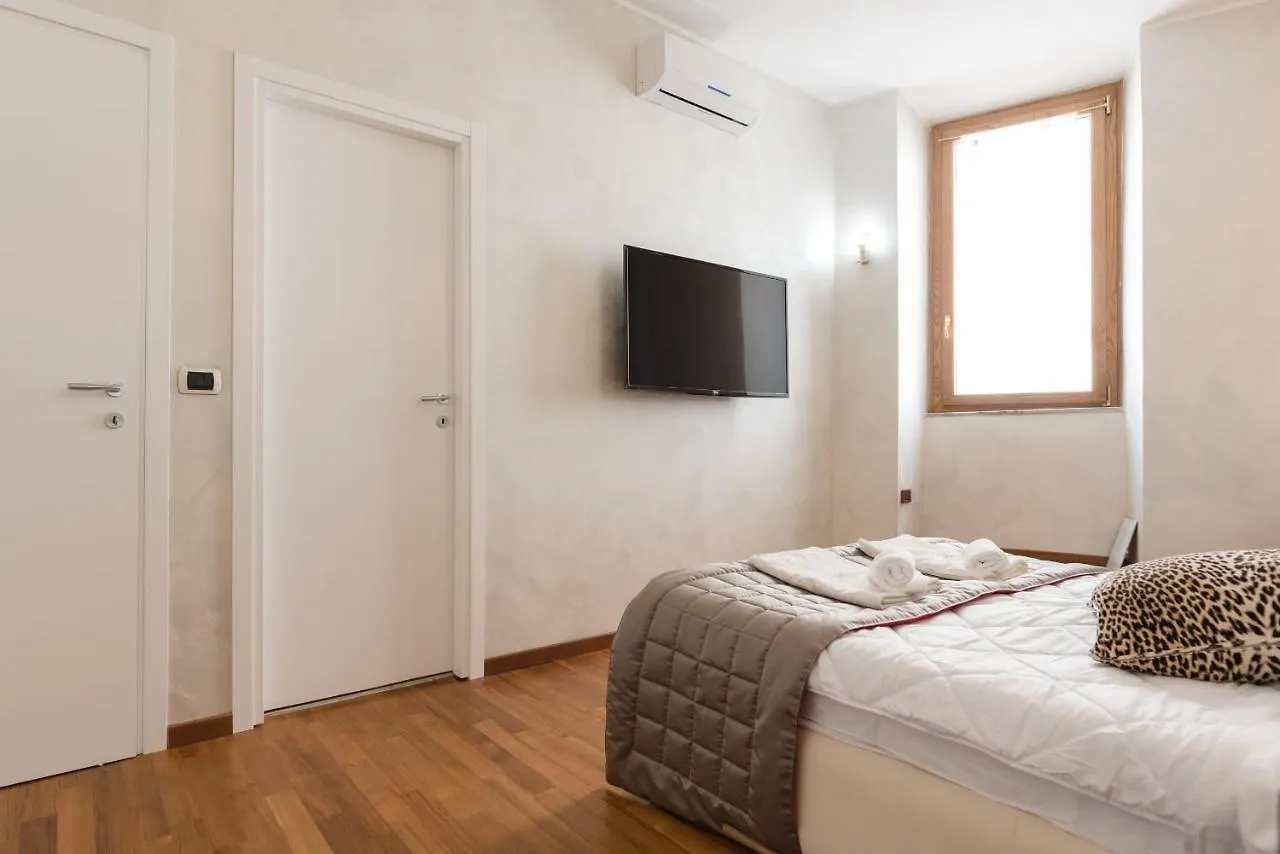 Rhome Plaza Collection Rome