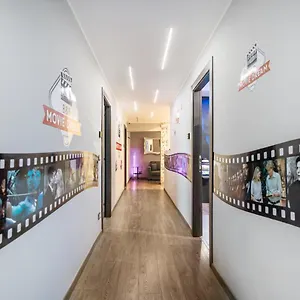 https://bb-moovie-dream.sicilyhotelsitaly.net